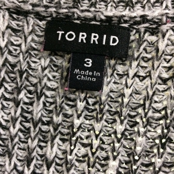 Torrid Marled Knit V-Neck Tunic Sweater - Picture 3 of 7